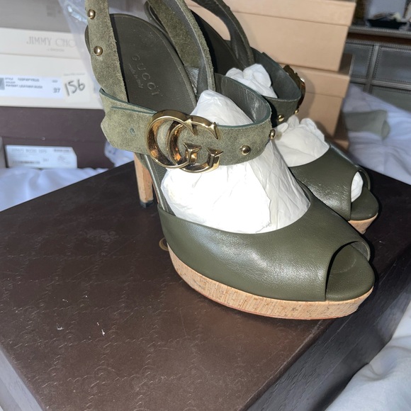 Like New worn 2x excellent condition must see - Picture 5 of 9